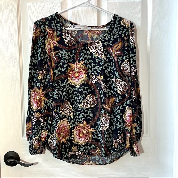 ⭐️ LOFT Long Sleeve Floral Nature Pattern Size: MP - Picture 1 of 10